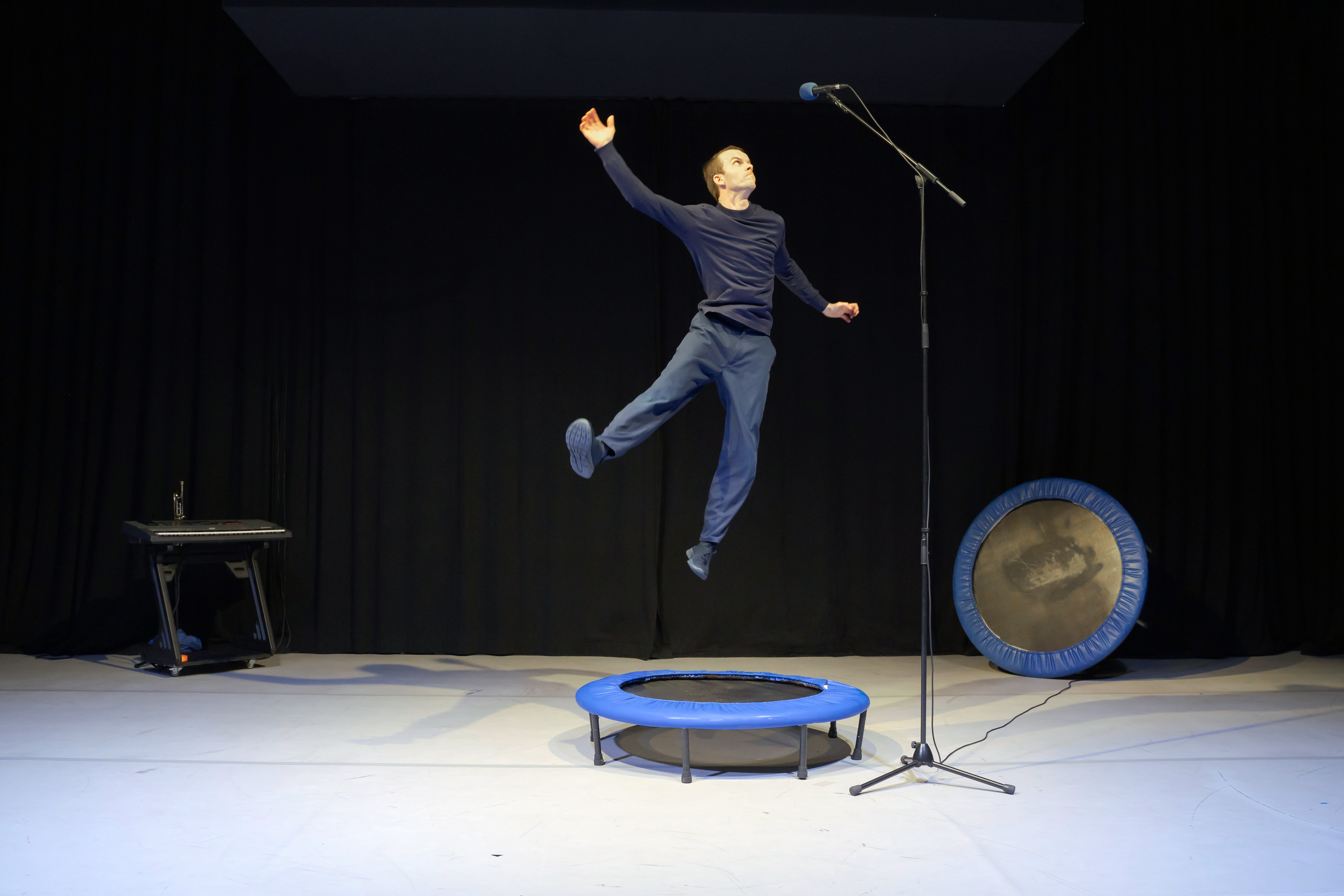 Felix Baumann: HA HA HA HI!